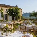 Choisir son lieu de réception de mariage : les critères vraiment importants lieu-reception-mariage-1786432230764